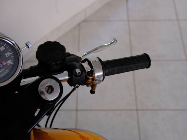 Ducati 750 Sport