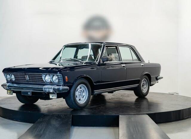 Bild 1/7 von FIAT 130 / 3200 (1974)