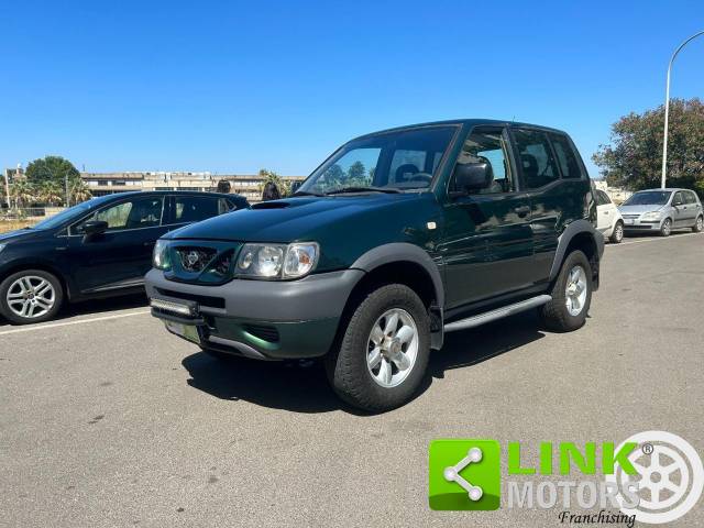 Image 1/9 of Nissan Terrano II 2.7 TD (2000)