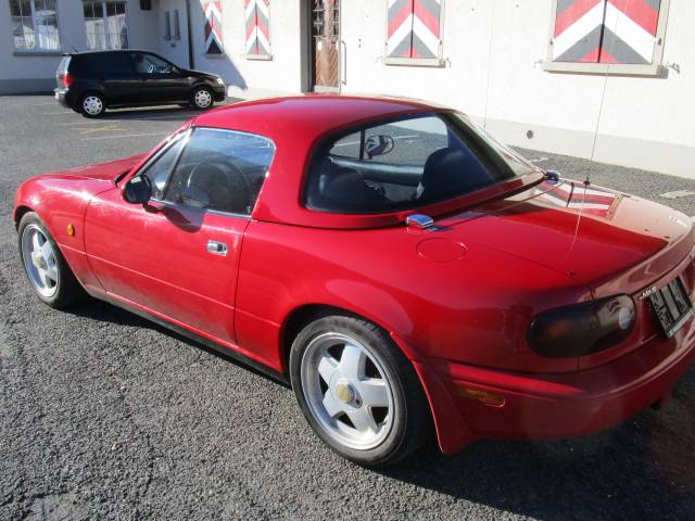 Mazda MX-5 1.6