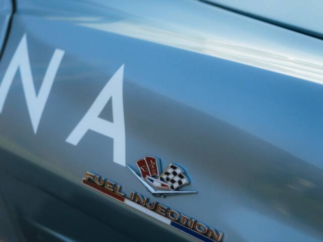 Chevrolet Corvette Sting Ray Convertible