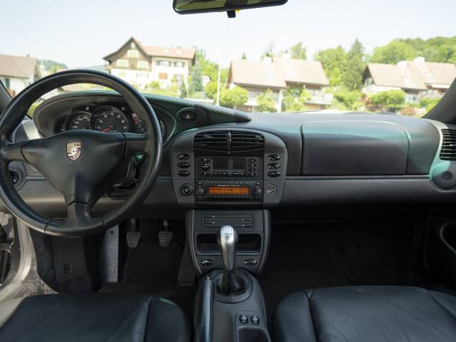 Porsche 911 Carrera
