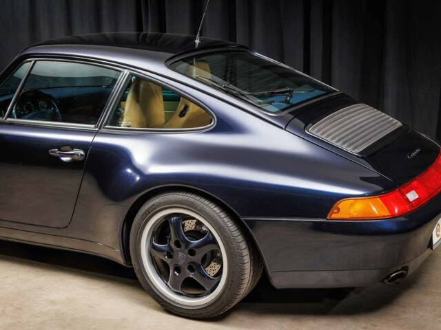 Porsche 911 Carrera