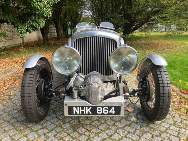 Austin 12