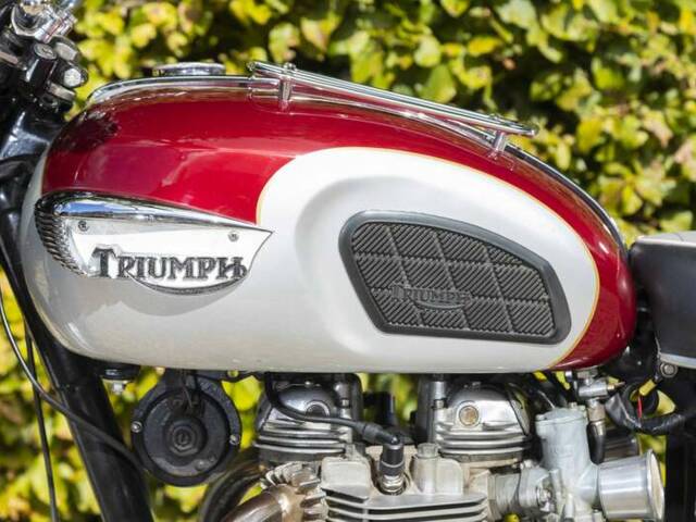 Triumph Bonneville T120