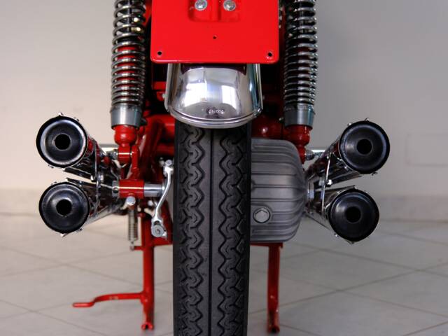 MV Agusta 750 Sport