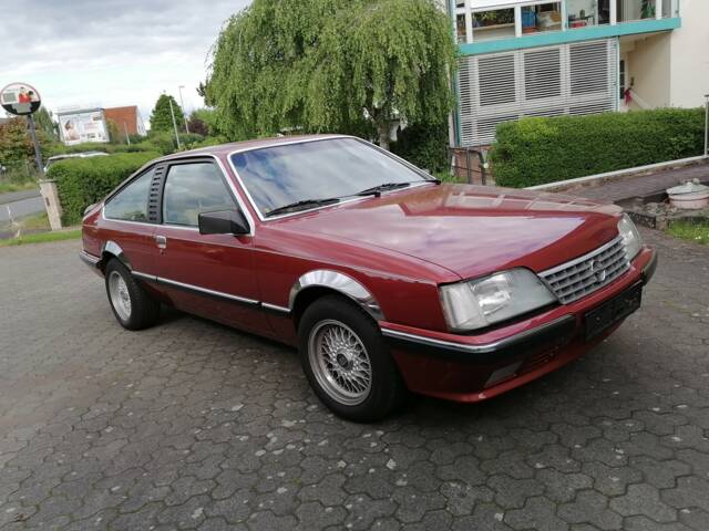 Bild 1/5 von Opel Monza 2,5 (1983)