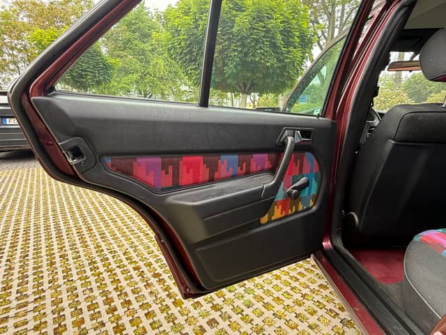 Mercedes-Benz 190 E 1.8 Avantgarde "Rosso"