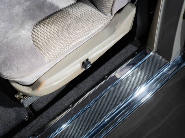 Mercedes-Benz 600