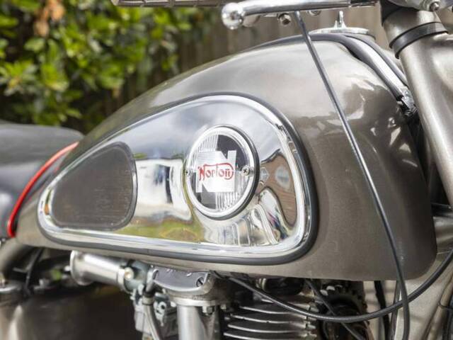 Norton Model 30 International