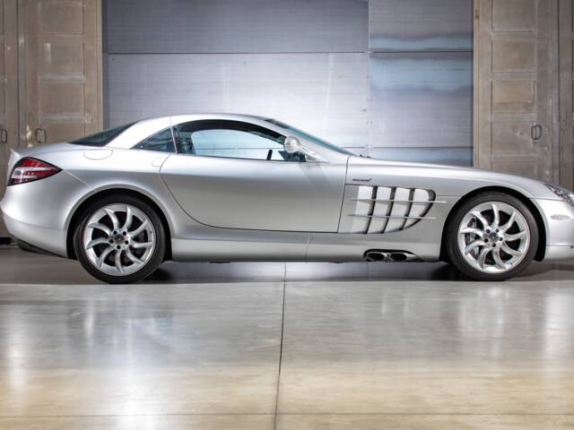 Mercedes-Benz SLR McLaren