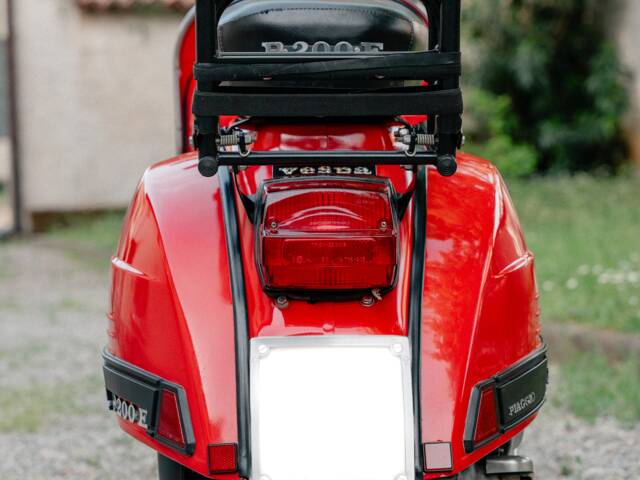 Piaggio Vespa 200 Rally