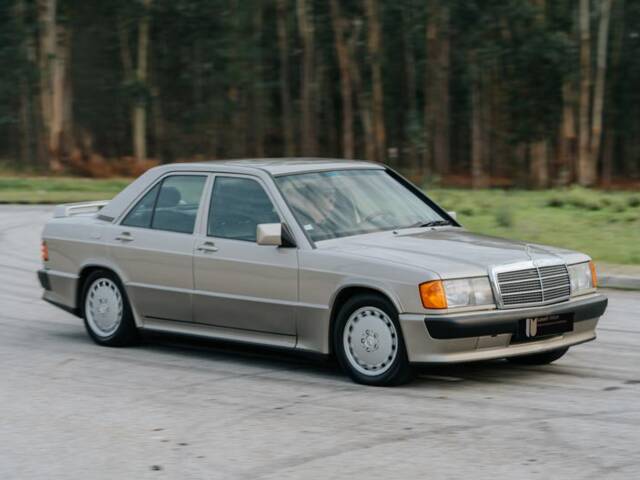 Mercedes-Benz 190 E 2.3-16