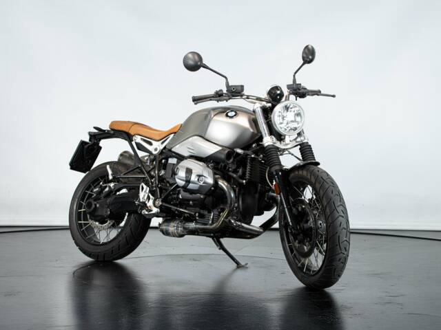BMW R NineT