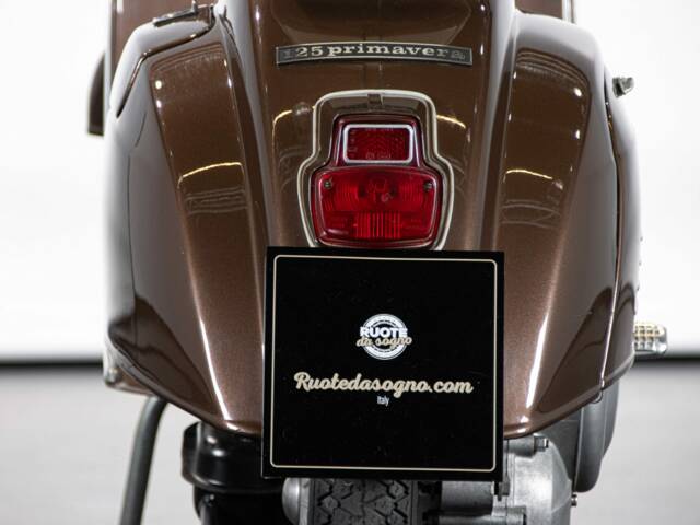 Piaggio Vespa 125 Primavera