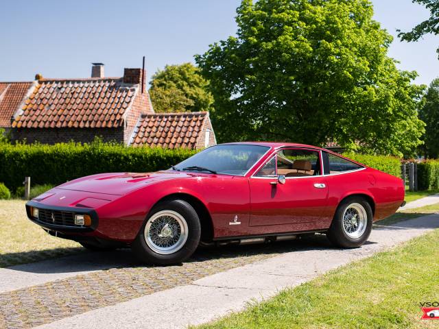 Image 1/24 de Ferrari 365 GTC&#x2F;4 (1972)