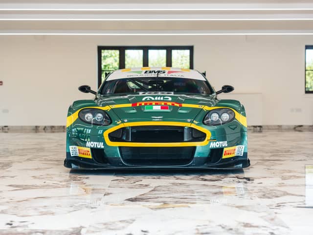 Aston Martin DBR9 GT1