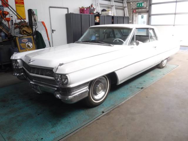 Bild 1/50 von Cadillac Coupe DeVille (1964)