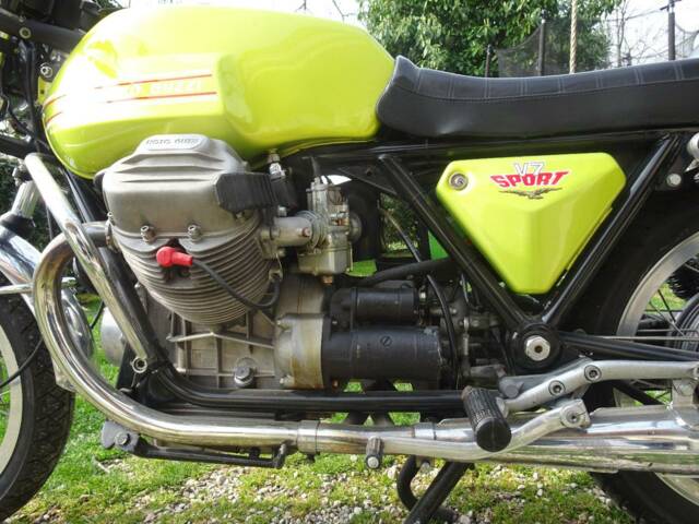 Moto Guzzi V7 Sport