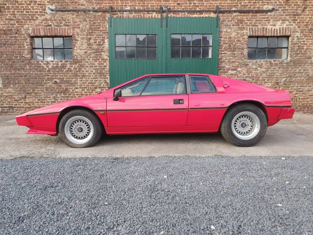 Image 1/26 of Lotus Esprit (1986)