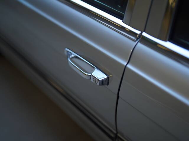 Mercedes-Benz 450 SEL 6,9