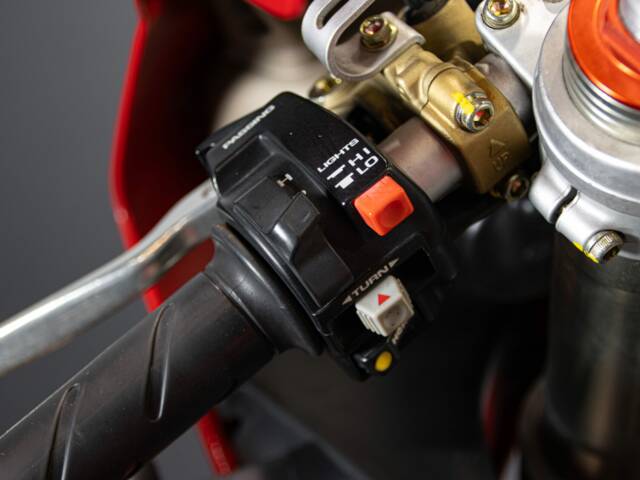 Ducati 748 S