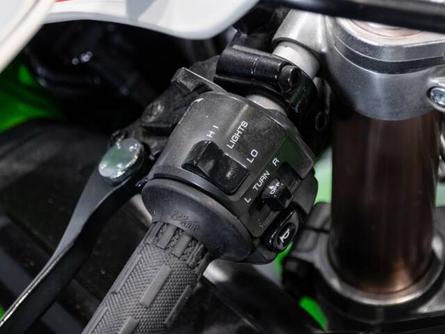 Kawasaki ZX-R 750 J/R