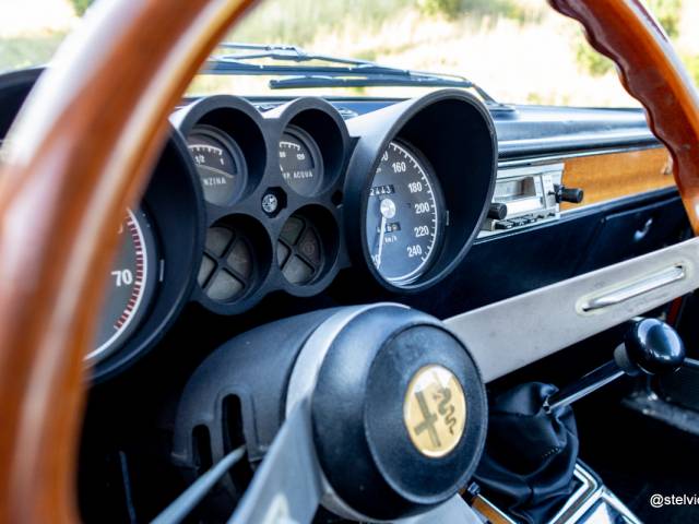 Alfa Romeo 2000 GT Veloce