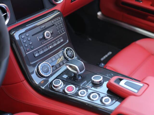 Mercedes-Benz SLS AMG Roadster