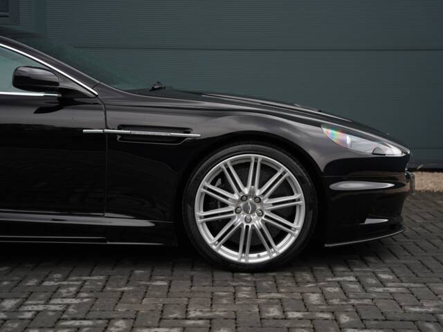 Aston Martin DBS