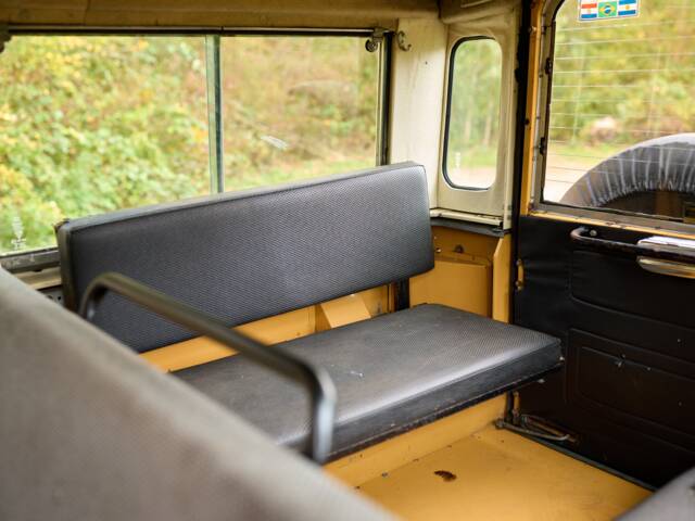 Land Rover 110