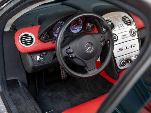 Mercedes-Benz SLR McLaren