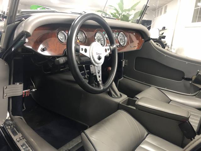 Morgan Plus 8
