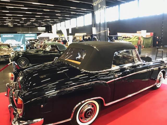 Mercedes-Benz 220 S Cabriolet