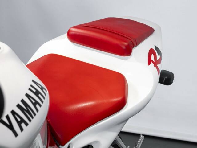 Yamaha YZF 1000 R1