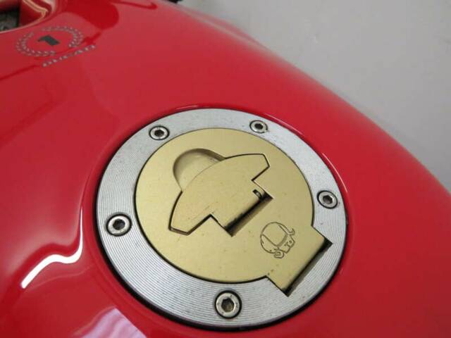 Ducati 916 Strada