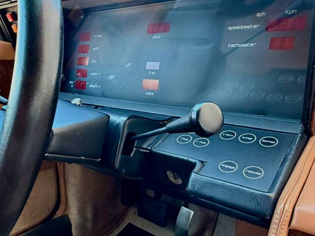 Aston Martin Lagonda