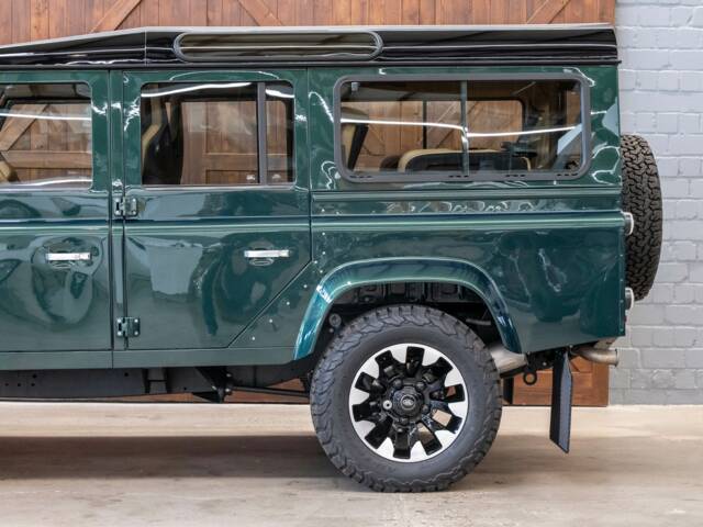 Land Rover Defender 110 Works V8