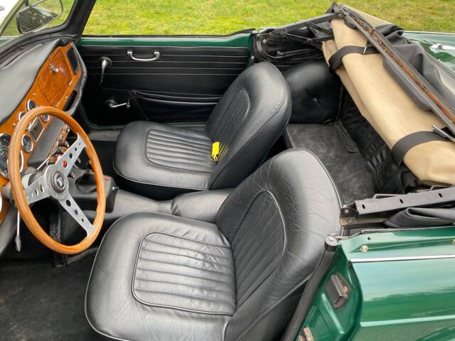 Triumph TR 4