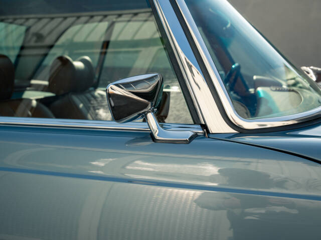 Mercedes-Benz 280 SL