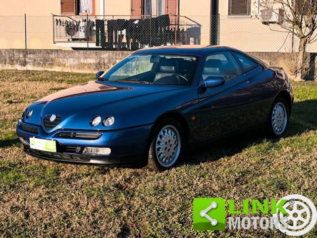 Image 1/10 of Alfa Romeo GTV 2.0 Twin Spark (1997)