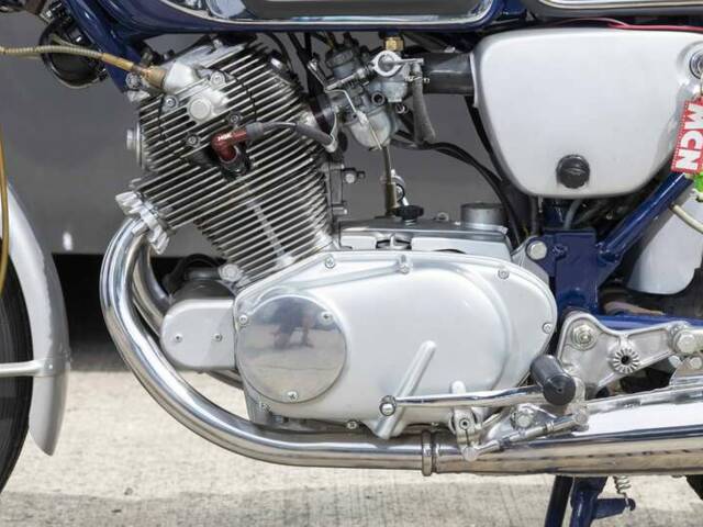 Honda CB 72