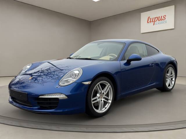 Porsche 911 Carrera