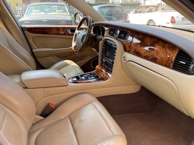 Jaguar XJ6 3.0