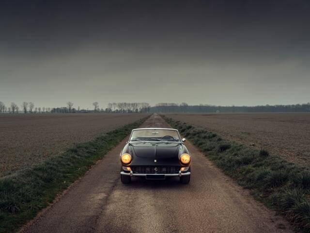 Ferrari 275 GTS