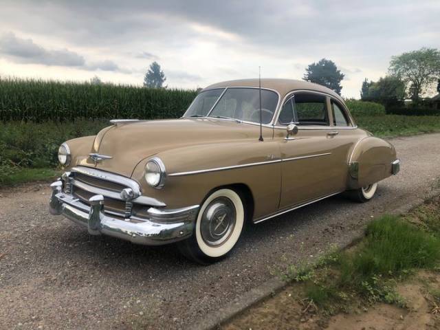 Bild 1/8 von Chevrolet Deluxe Styleline (1950)