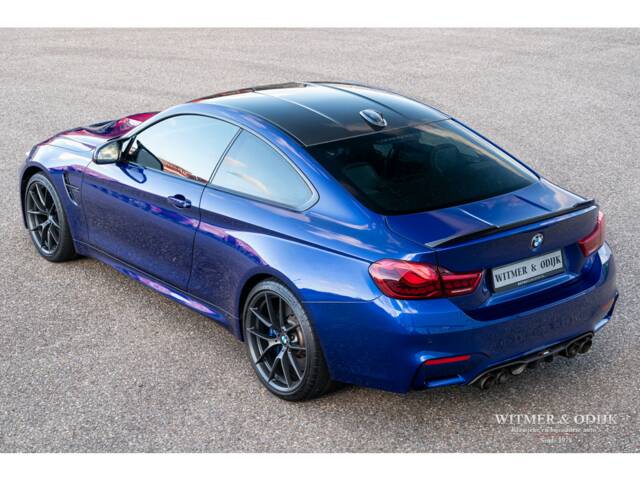 BMW M4 CS