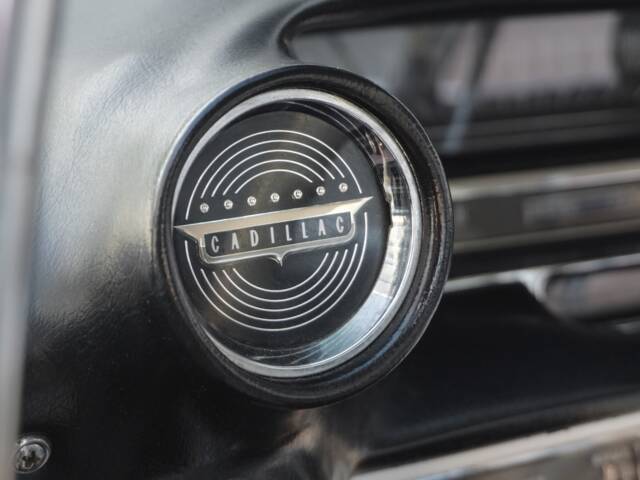 Cadillac Coupe DeVille