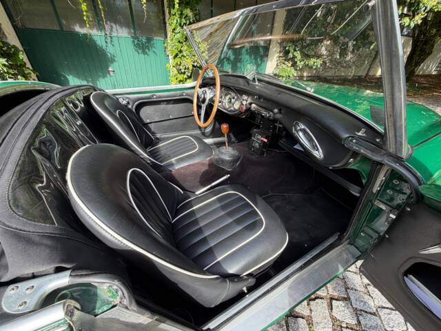 Austin-Healey 100/6 (BN6)