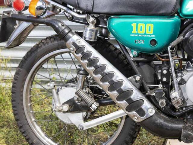 Suzuki TS 100